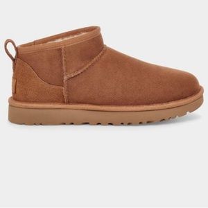 SOLD on Ⓜ️! Ugg classic ultra mini